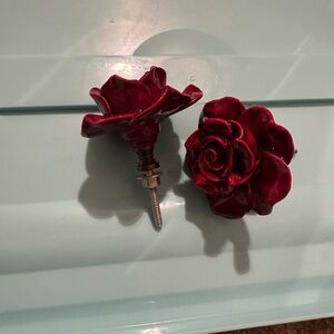 Red Rose closet knob
